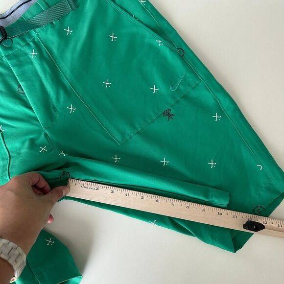 Nike Golf Shorts Mens 34 Green Novelty Flex Charm Slim Fit Dri Fit Belted AOP - Picture 9 of 9